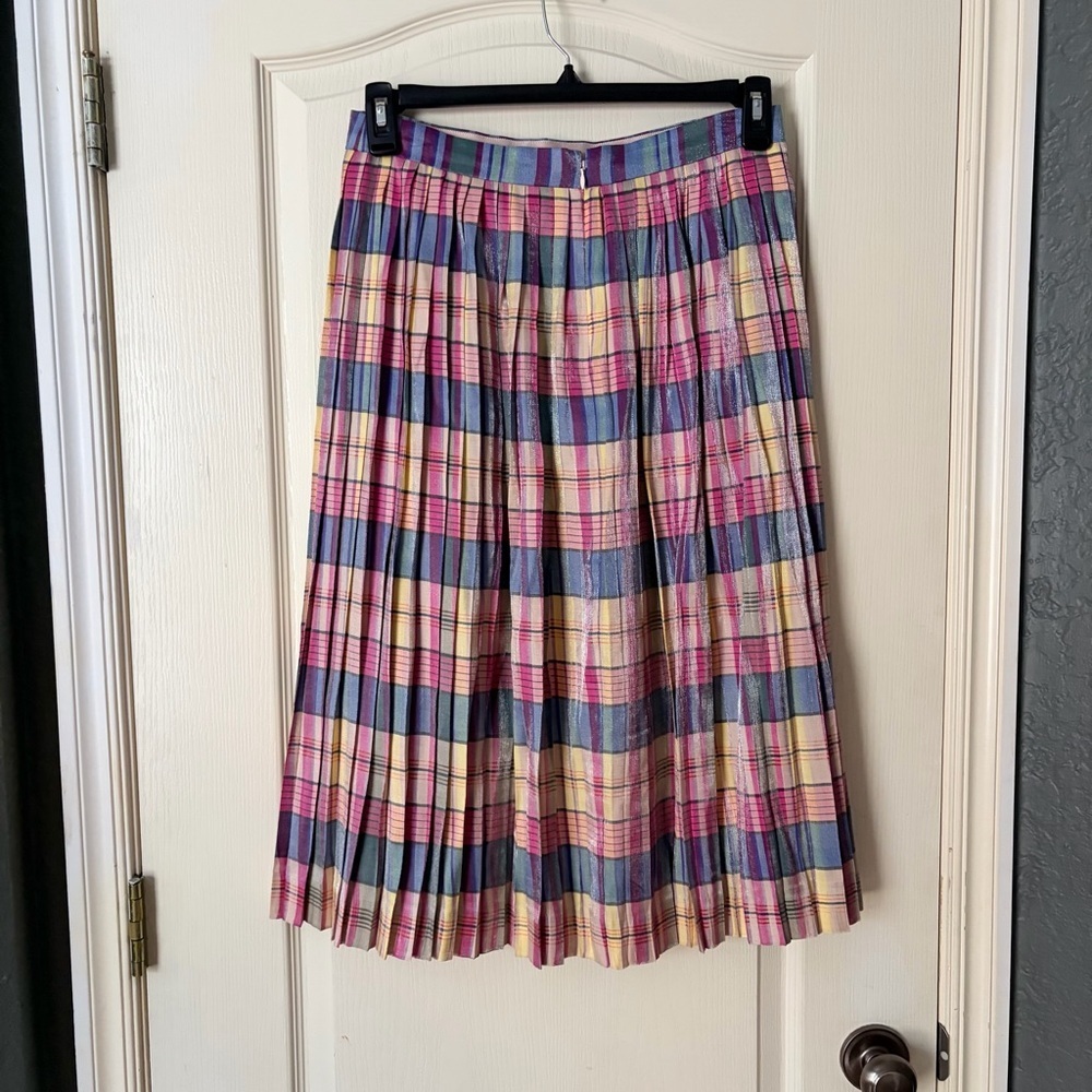 J crew Pleated midi skirt, vibrant shimmering plaid, 6 - Picture 5 of 11